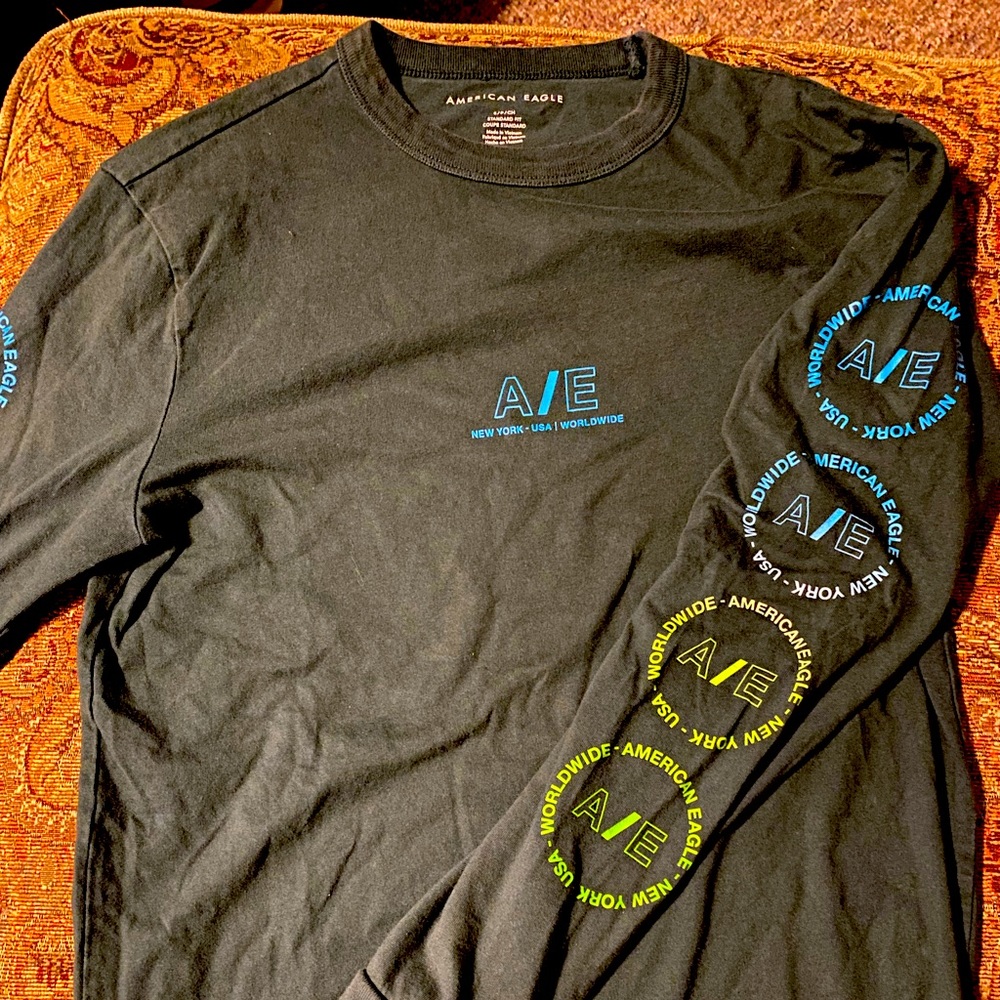 Forest Green American Eagle Small Long-Sleeve Tee